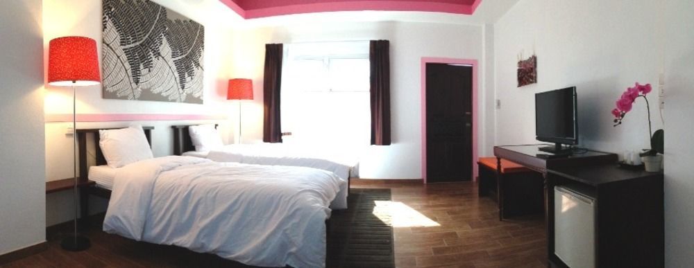Issara House Bangkok Otel Dış mekan fotoğraf